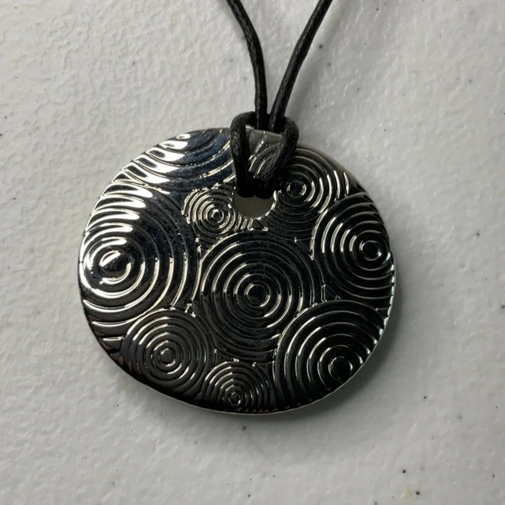 Lia Sophia Silver and Black Statement Necklace - Picture 6 of 11